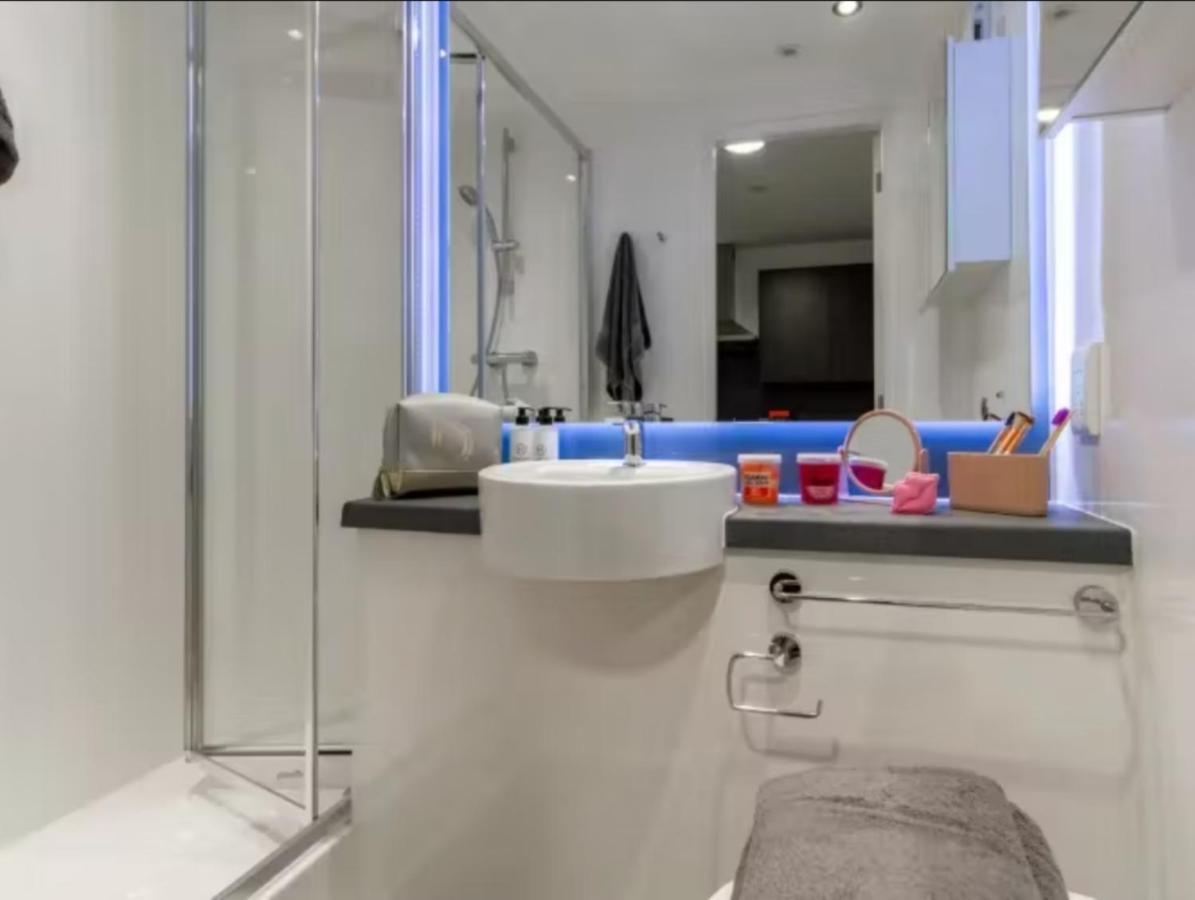 Modern Rooms in Wembley, SK London Exterior foto